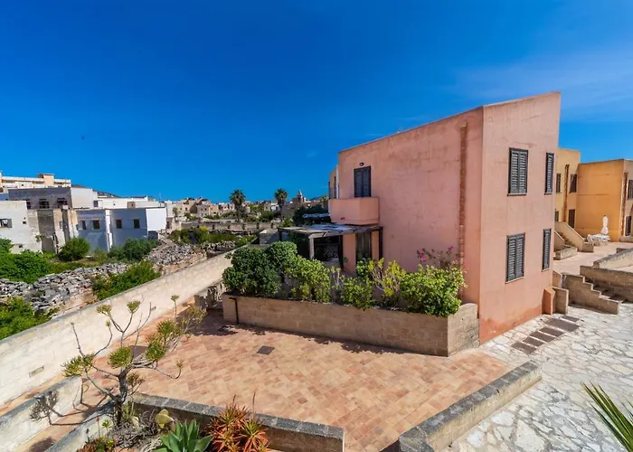 Apart-hotel Elimi - In 4*